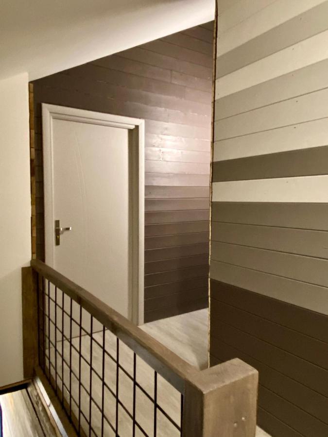 La Chambre Du Tonneau Montigny-sur-l'Ain Εξωτερικό φωτογραφία